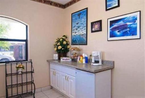 фото отеля Americas Best Value Inn & Suites - Webster/NASA
