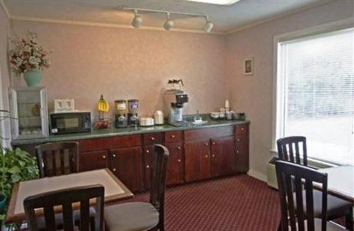 фото отеля Americas Best Value Inn Heflin (Alabama)