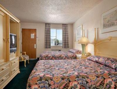 фото отеля Super 8 Denver I25 & 58th Ave.
