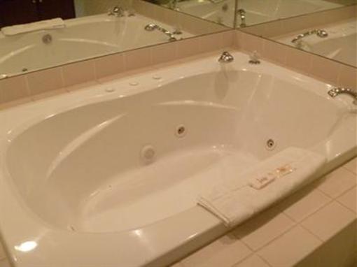 фото отеля Deerfield Inn and Suites Fairview (Tennessee)