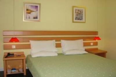 фото отеля Home Inn (Shanghai Jiadin Qinghe Road)
