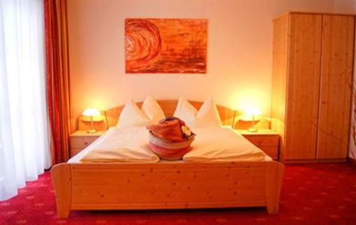 фото отеля Apartpension Julia