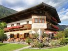 фото отеля Thermenpension Dorfcafe Guest House Unken