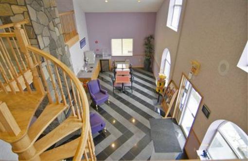 фото отеля Americas Best Value Inn & Suites Wolcott