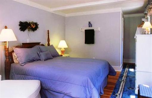 фото отеля Country Garden Inn Rowley