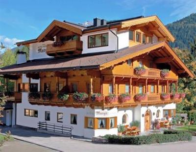 фото отеля Hotel Pension Margit Finkenberg