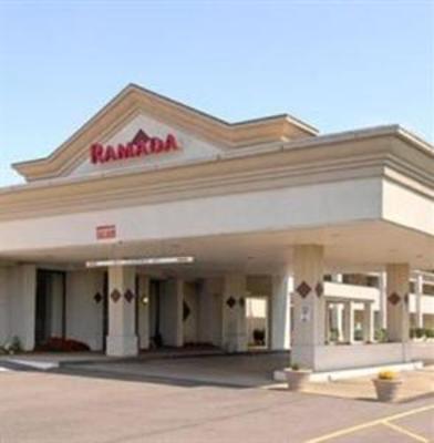 фото отеля Ramada Hazleton