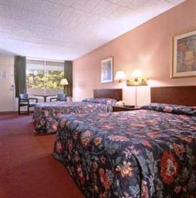 фото отеля Ramada Hazleton