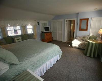 фото отеля Lamb and Lion Inn Barnstable