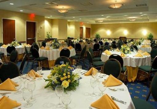 фото отеля Courtyard by Marriott Newark - University of Delaware