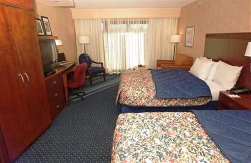 фото отеля Courtyard by Marriott Newark - University of Delaware
