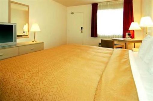 фото отеля Super 8 Motel Quartzsite