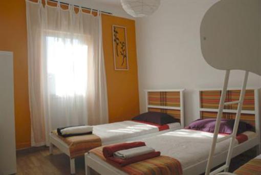 фото отеля Refuge Hostel