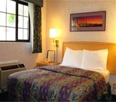 фото отеля Nob Hill Motor Inn