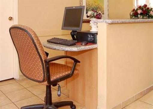 фото отеля Rodeway Inn & Suites El Centro