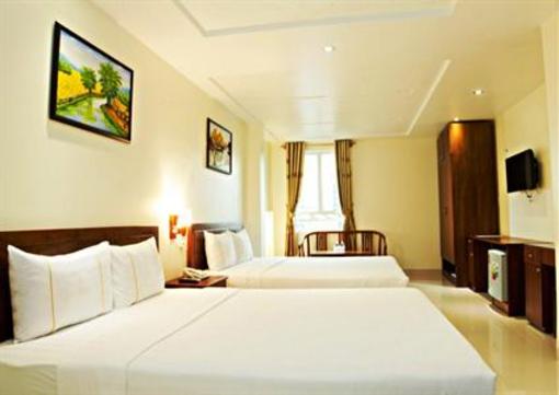 фото отеля Dinh Phat Hotel