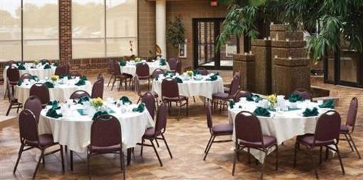 фото отеля Best Western Ramkota Hotel Aberdeen (South Dakota)