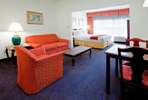 фото отеля Holiday Inn Express Hillsborough Durham Area