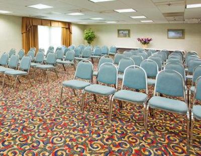 фото отеля Holiday Inn Express Hillsborough Durham Area