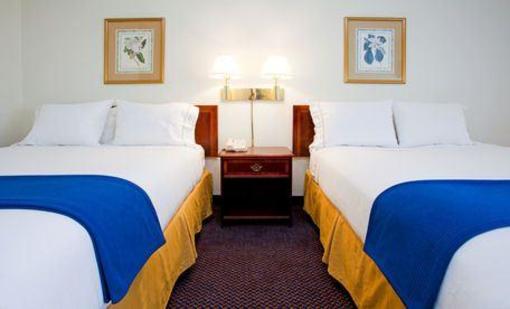 фото отеля Holiday Inn Express Hillsborough Durham Area