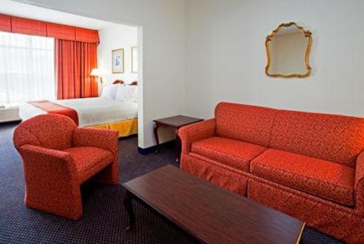 фото отеля Holiday Inn Express Hillsborough Durham Area