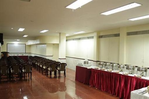 фото отеля Executive Inn Puducherry