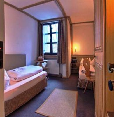 фото отеля Grüner Baum Hotel Würzburg