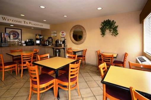 фото отеля Super 8 - Flagstaff Mall