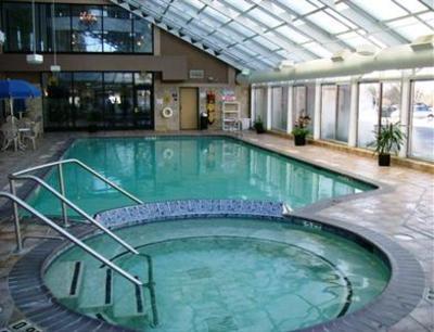 фото отеля Holiday Inn Express Hotel & Suites Belleville (Michigan)