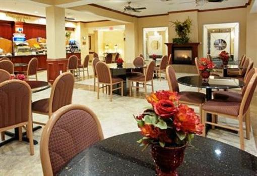 фото отеля Holiday Inn Express Houston East