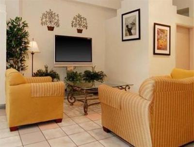 фото отеля Comfort Inn and Suites Downtown New Orleans