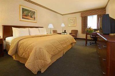 фото отеля Comfort Inn Boston