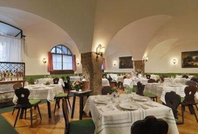 фото отеля Goldener Hirsch Hotel Salzburg