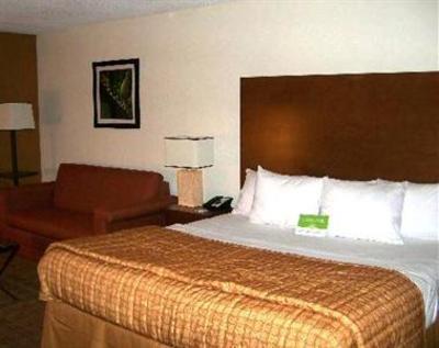 фото отеля La Quinta Inn & Suites Danbury
