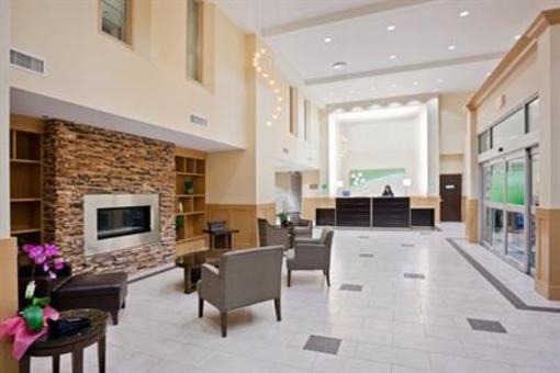 фото отеля Holiday Inn Hotel & Suites Surrey