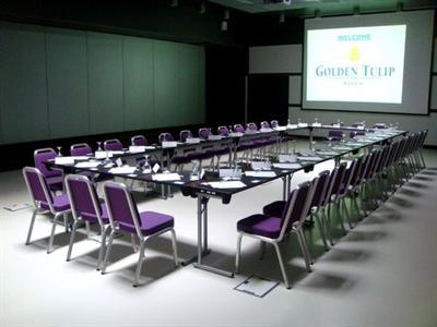 фото отеля Golden Tulip Mamaia