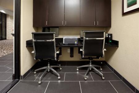 фото отеля Holiday Inn San Antonio North-Hill Country