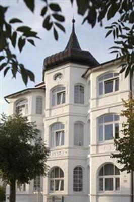 фото отеля Strandhotel Binz