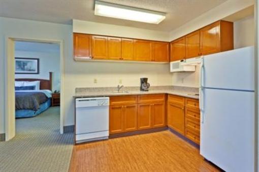 фото отеля Staybridge Suites Memphis - Poplar Ave East