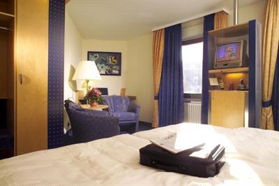 фото отеля Hotel Walfisch Wurzburg