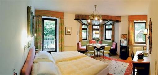 фото отеля Hoteldorf Gruner Baum
