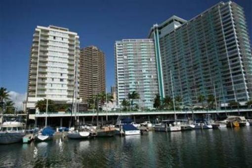 фото отеля Waikiki Marina Resort
