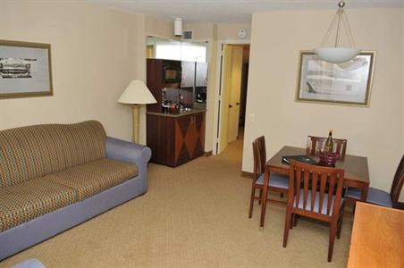 фото отеля Embassy Suites Detroit Southfield