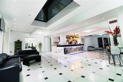 фото отеля Hotel Leonardo Cesenatico