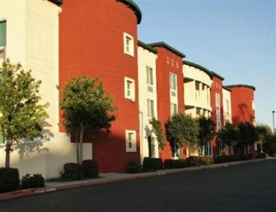 фото отеля Fairfield Inn & Suites - Hayward