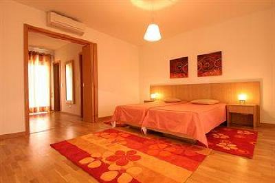 фото отеля Apartamentos Turisticos da Orada