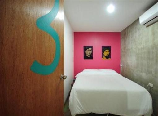 фото отеля MNL Boutique Hostel