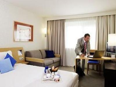 фото отеля Novotel Paris Rueil Malmaison