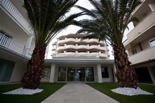 фото отеля Hotel & Residence Villamare Cervia