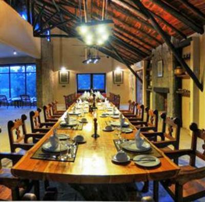 фото отеля Kanha Earth Lodge